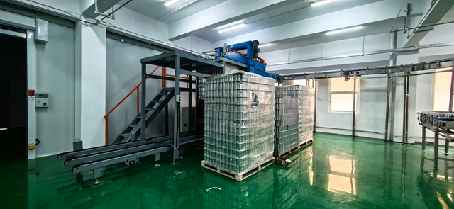 易拉罐卸垛机-1