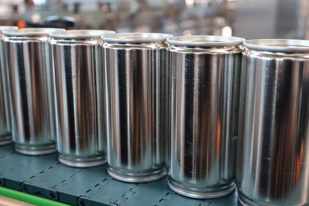 易拉罐灌装封口机